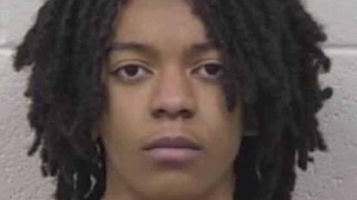 Teen accused of killing mom's boyfriend