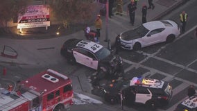 3 cars, including LAPD cruiser, crash in Encino