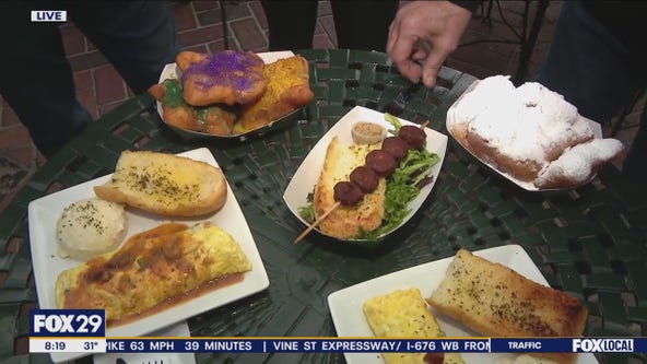 Sampling the food at Cafe Beignet