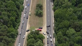Single-vehicle off roadway on Baltimore–Washington Parkway