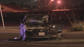 Driver hurt in fiery Glendale crash