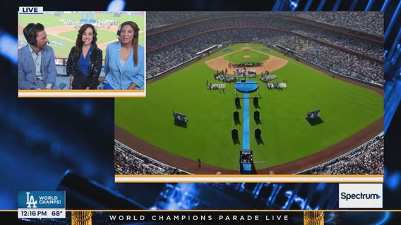 Dodgers arrive at Dodger Stadium for rally