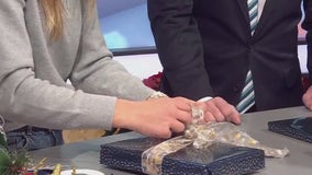 Holiday gift wrapping: Ribbon decor