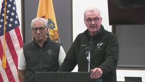Officials announce NJ Transit deal, end of strike