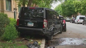 Chicago police recruit shot while driving on North Side