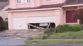 Driver, passenger killed after crashing into tree, house in Fremont