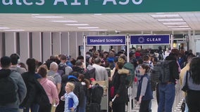 Houston's IAH Airport sees surge in Holiday travelers ahead of Christmas