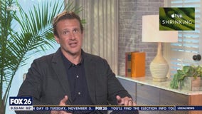 Backstage with Jason Segal on 'Shrinking'