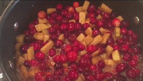 Cranberry Sauce: FOX Family Feast Flashback