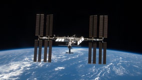 Expert urges calm as astronauts remain at ISS