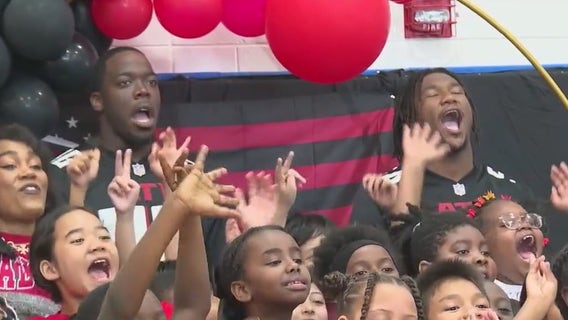 Falcons player takes over P.E. class at Decatur school