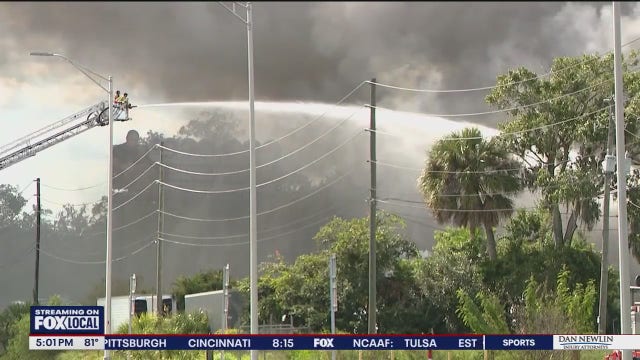 Kissimmee junkyard fire burns for hours