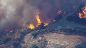 Strong Santa Ana winds make it difficult to fight wildfires