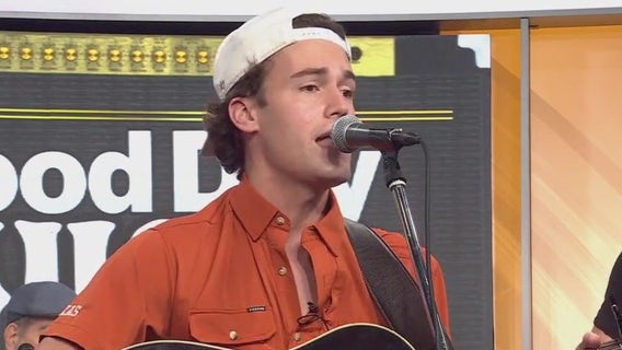 Braedon Barnhill performs 'Oklahoma'