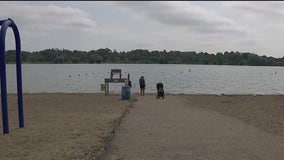 Mpls beaches closed amid heat