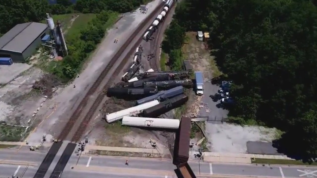 Freight Train Derails In Matteson, Forcing Nearby Residents To Evacuate ...