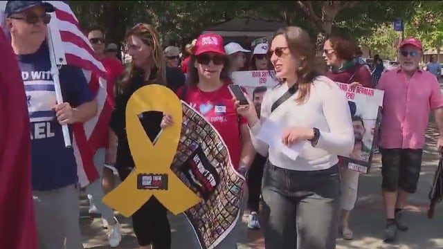 Bay Area marches show support for Jewish and Palestinian communities