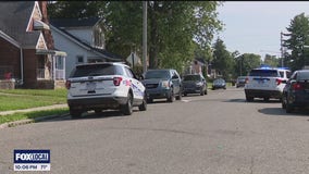 Teen shoots himself on Rutherford Street in Detroit