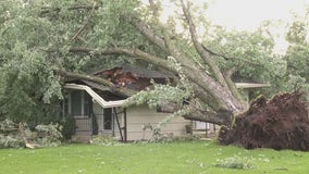 Storms leave destruction in Minnesota, Wisconsin