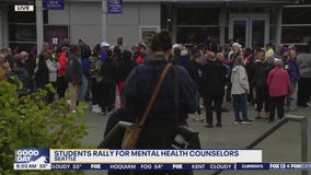 Students rally for mental health counselors at Garfield HS