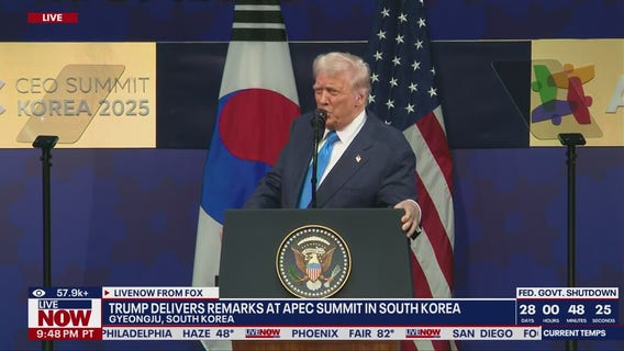 Trump gives remarks at APEC summit in South Korea