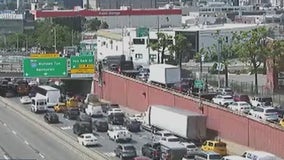 Queens-Midtown Tunnel reopens after water leak