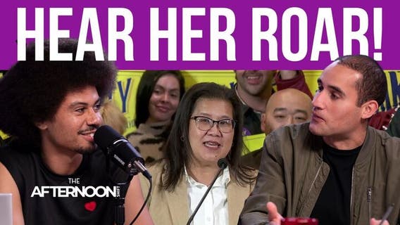 Kaohly Her defeats Melvin Carter to become St. Paul’s first Hmong American mayor