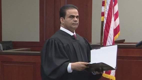 Fort Bend County Judge suspected of soon switching political parties