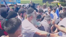 1 arrested as protesters clash outside synagogue