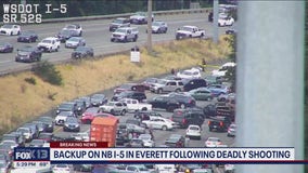 Deadly shooting causes massive backup on I-5 near Everett, WA