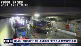 Crash blocks all lanes of SR-520 near Montlake