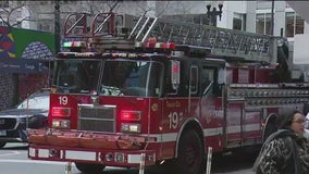 Fire at Chicago's City Hall shuts down meeting, prompts evacuation