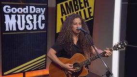Austin music veteran Amber Lucille performs