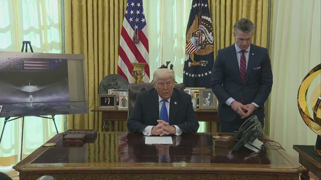 Trump speaks from Oval Office, unveils new generation of fighter jets