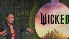 'Wicked' director modeled Emerald City after Chicago