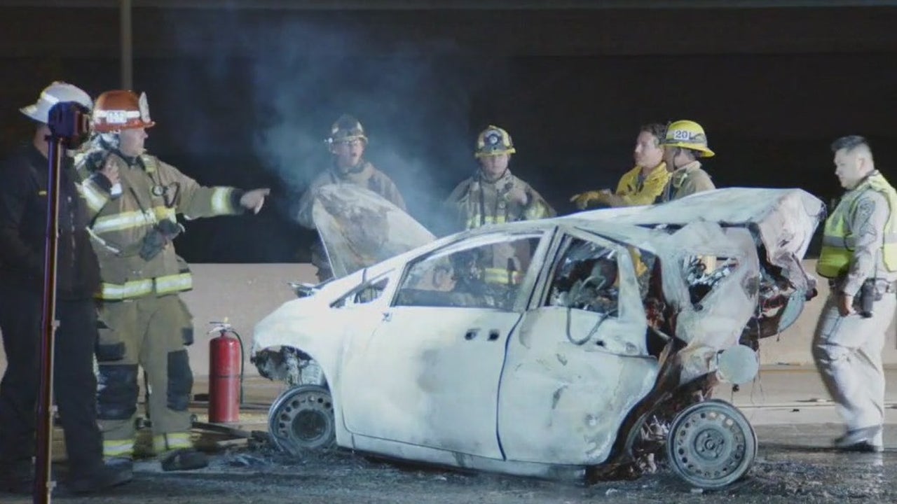 4 killed in fiery Norwalk crash | FOX 11 Los Angeles