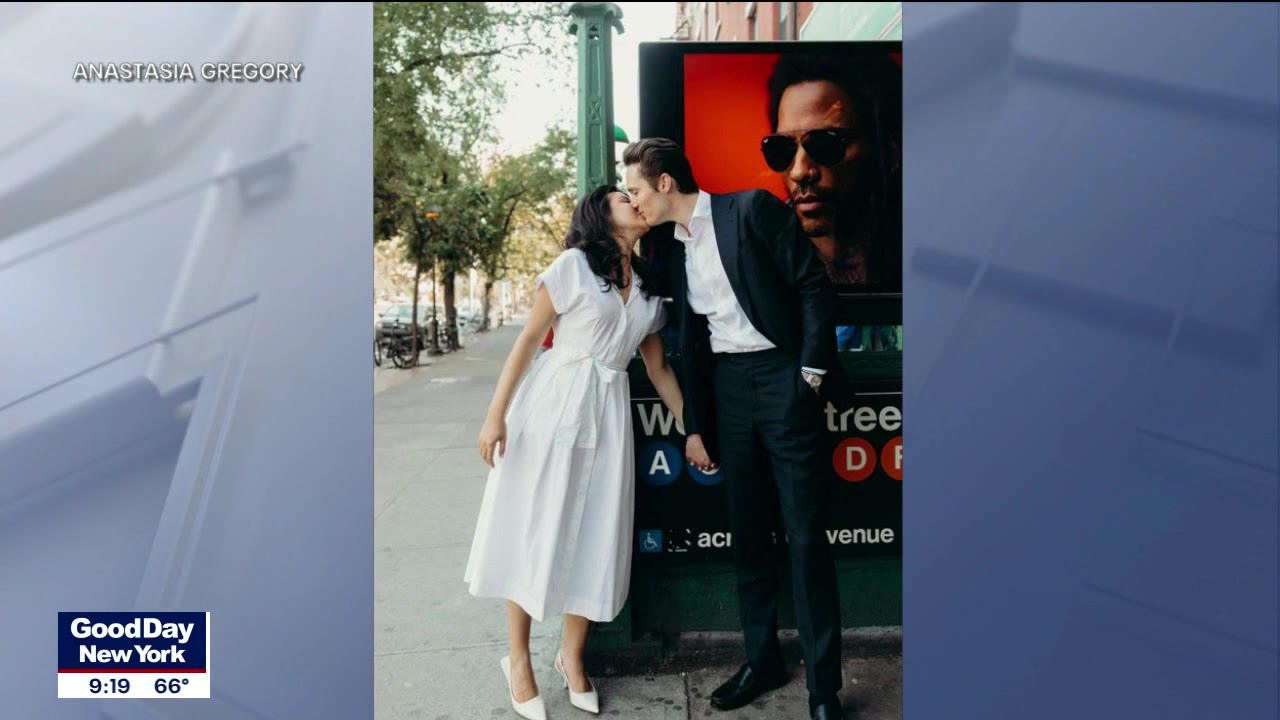 Couple finds love on NYC subway