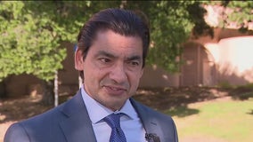 Oakland mayor retains lawyer after FBI raid