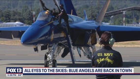 All eyes to the skies as Blue Angels return to Seattle