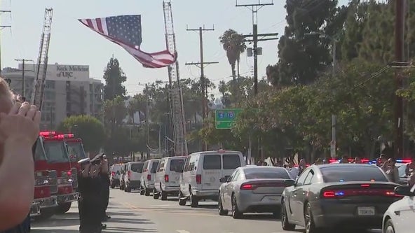 3 LA sheriff's deputies killed in explosion