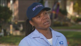 Chicago letter carrier hailed as a hero for saving elderly woman's life