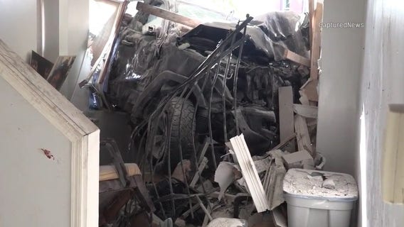 Four hurt after truck slams into South Side building