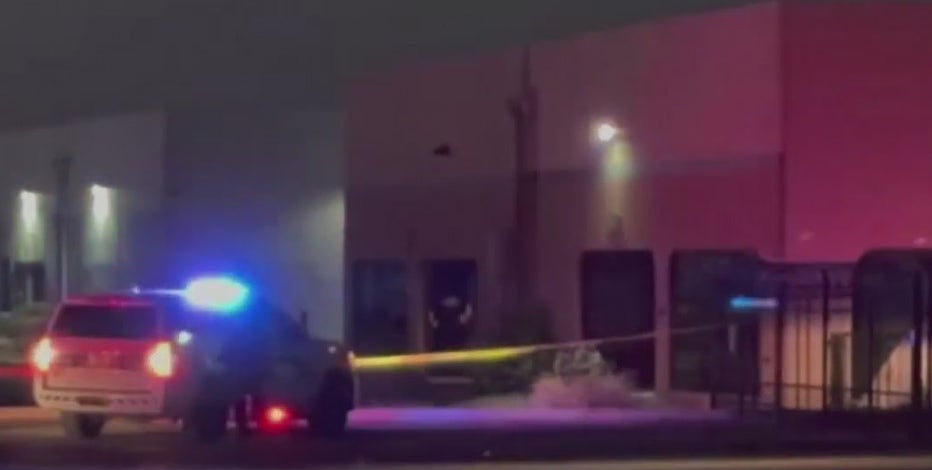 1 dead, 2 injured in West Phoenix shooting: police