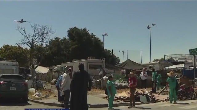 San Jose sweep homeless people from  Columbus Park