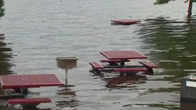 Hudson, Wis. flooding hurting riverfront biz