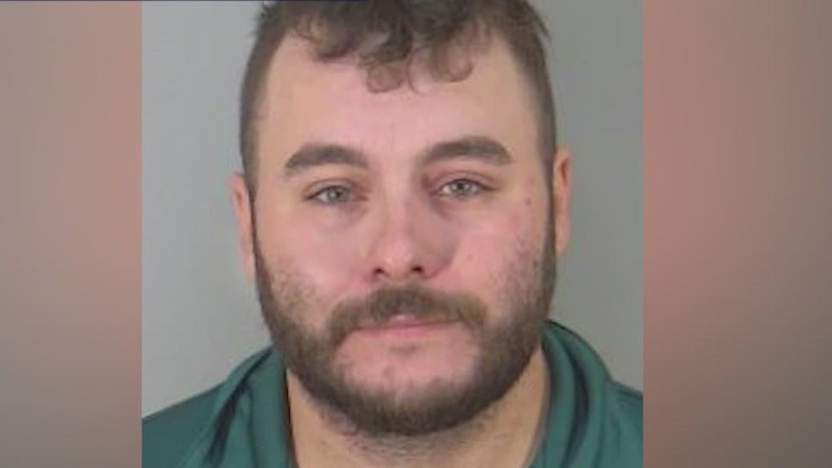 Accused law enforcement impersonator out on bond