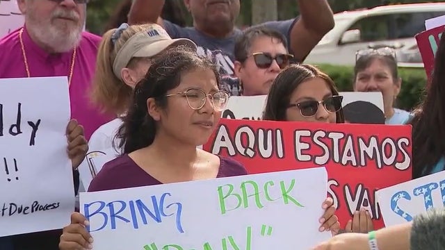 Florida deportation case highlights challenges for families with U.S.-born children