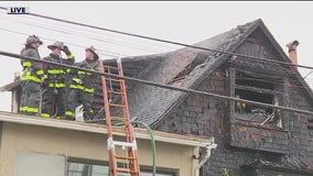 Cat dies, person jumps to safety in San Francisco Sunset fire