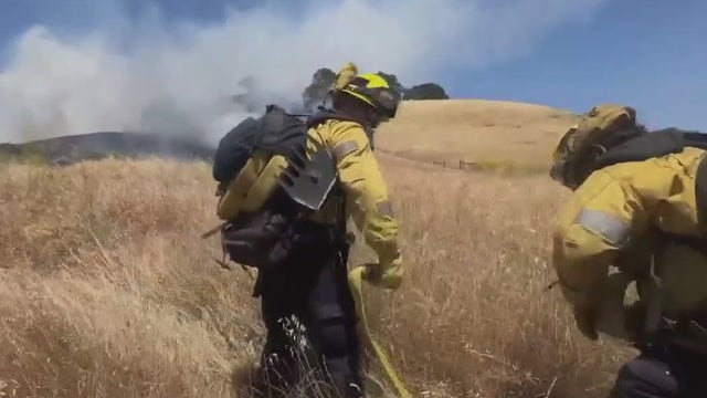 Brush fire burning near I-80 in Vacaville
