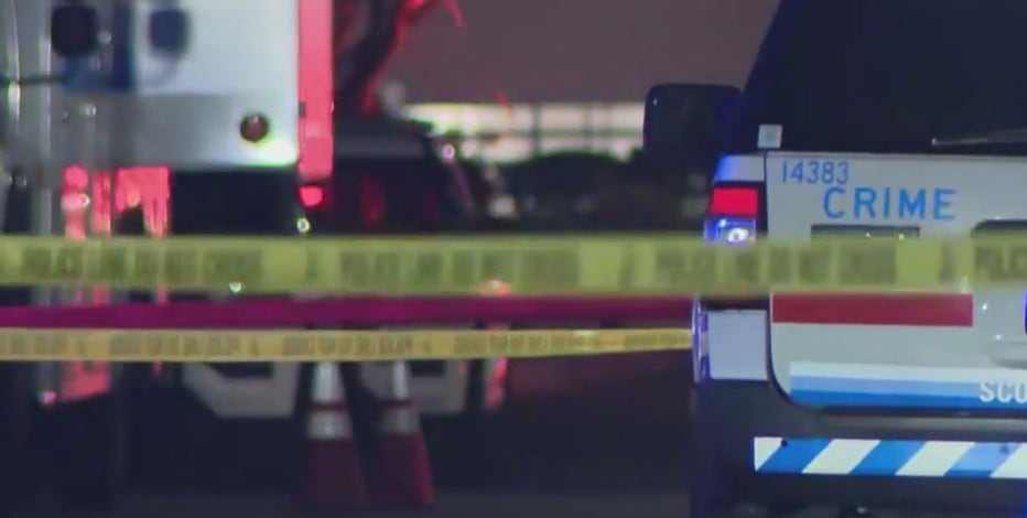 2 people found shot inside crashed car in Scottsdale; suspect sought